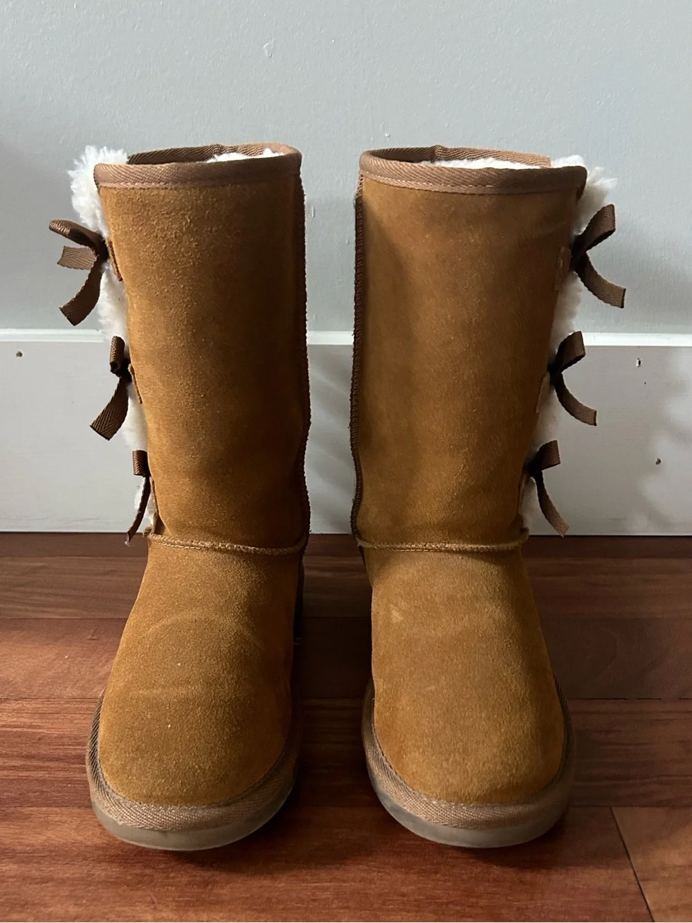 Koolaburra by UGG Victoria Tall Boots Kids Size 3 Chestnut Brown Like New Cozy